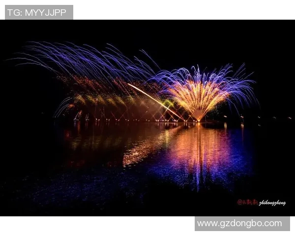 足球明星家庭庆祝盛宴璀璨烟花绽放夜空点亮幸福时刻