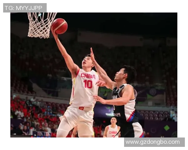 重庆篮球队的崛起与发展探索聚焦力量与团队精神的完美结合