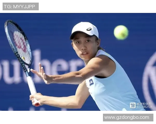 重庆网球队的中路突破之道：深度解析网球战术与训练秘诀